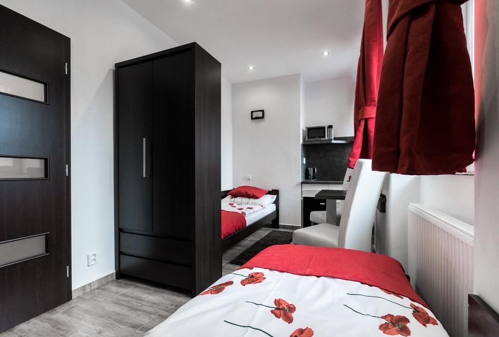 Hotel Apartments Benesova 6 كوتنا هورا المظهر الخارجي الصورة