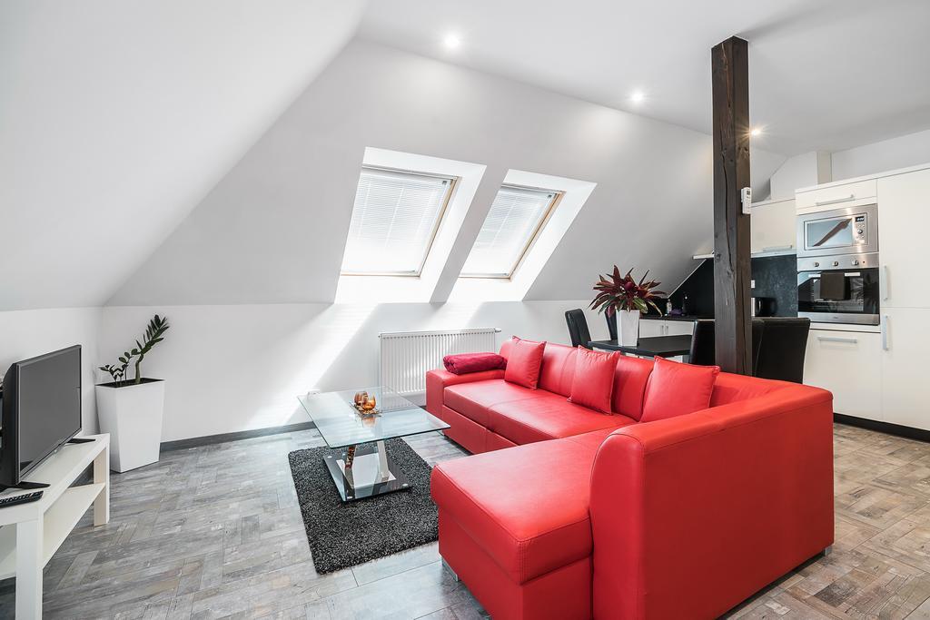 Hotel Apartments Benesova 6 كوتنا هورا المظهر الخارجي الصورة