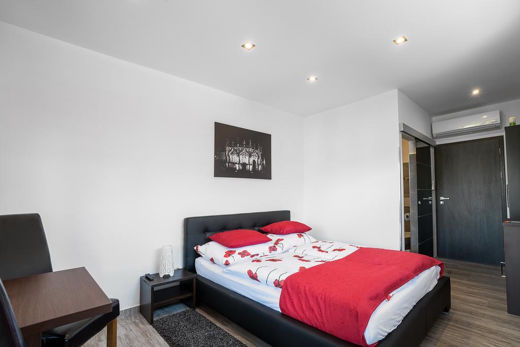 Hotel Apartments Benesova 6 كوتنا هورا المظهر الخارجي الصورة